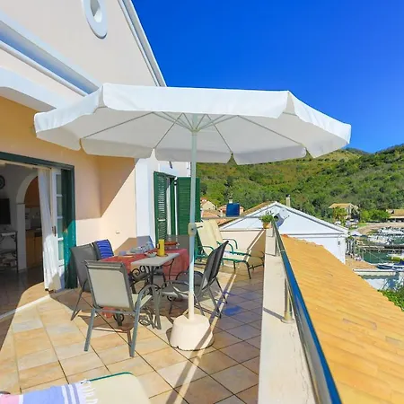 Alexandra Bay Front Apartmán