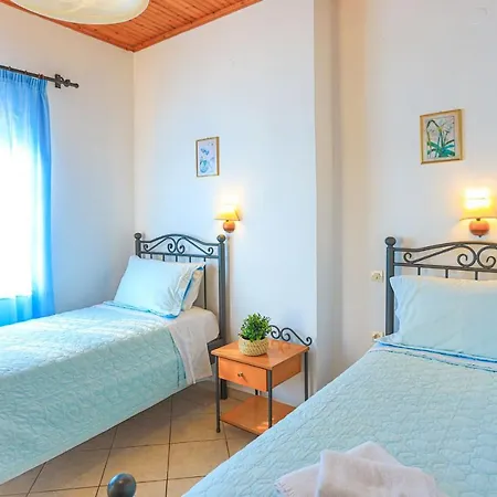 Alexandra Bay Front Apartment Agios Stefanos (Thinali)