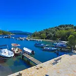 Διαμέρισμα Alexandra Bay Front Άγιος Στέφανος